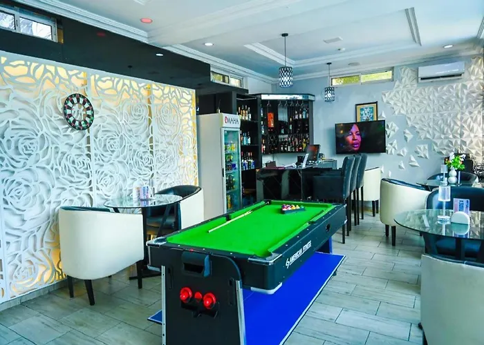 Parkview Astoria Hotel